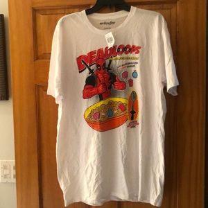 NWT Deadpool shirt
